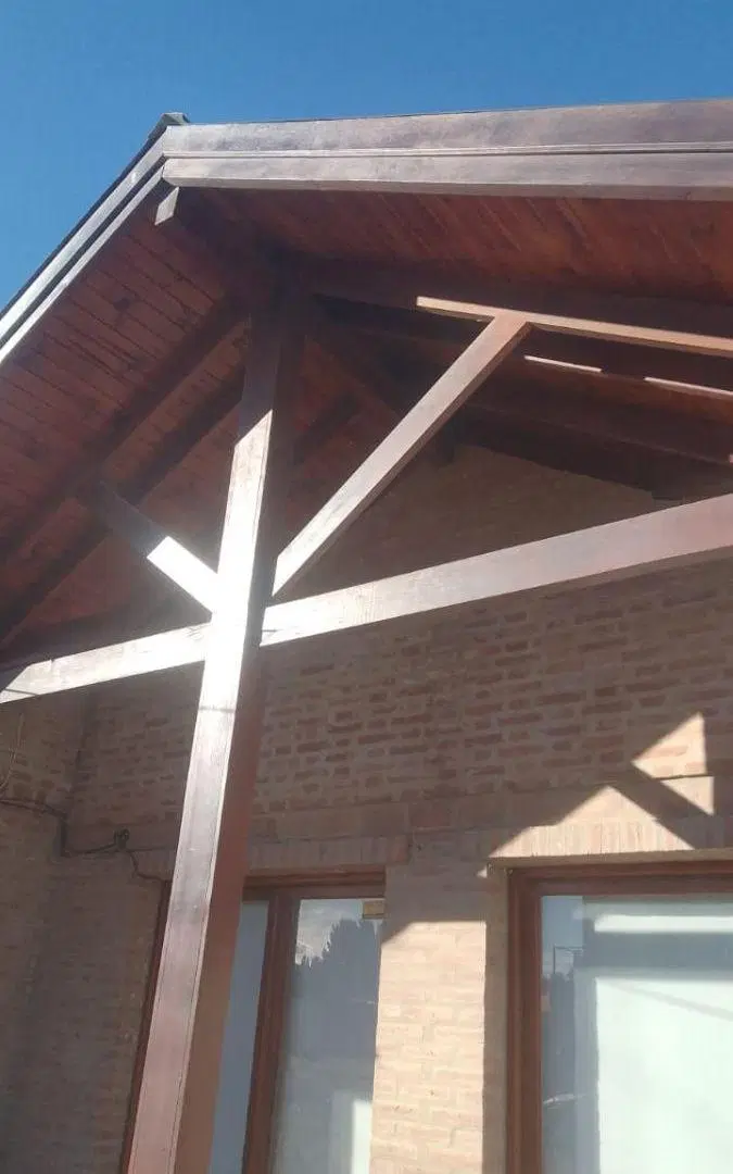 Inmobiliaria alquila amplia casa 3 dormitorios en Esquel 5