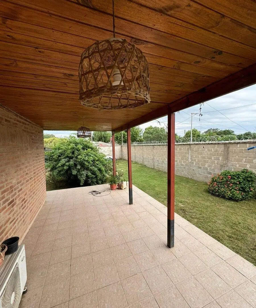 GUIÑAZU - CASA 3 DORMITORIOS - AMPLIO LOTE 3