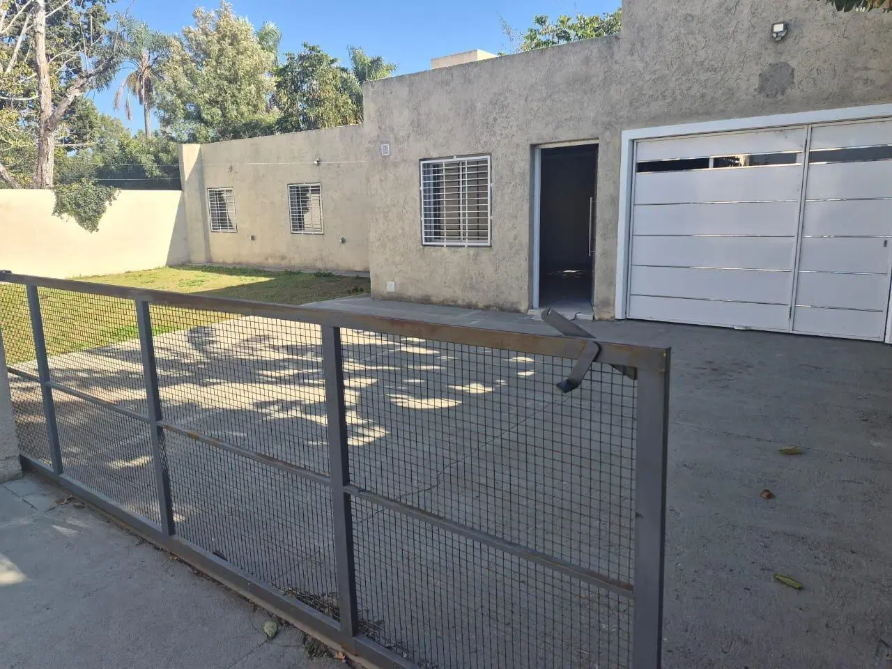 ALQUILO CASA 3 DORM EN COMPLEJO SIN EXPENSAS GRANJA DE FUNES CORDOBA 2
