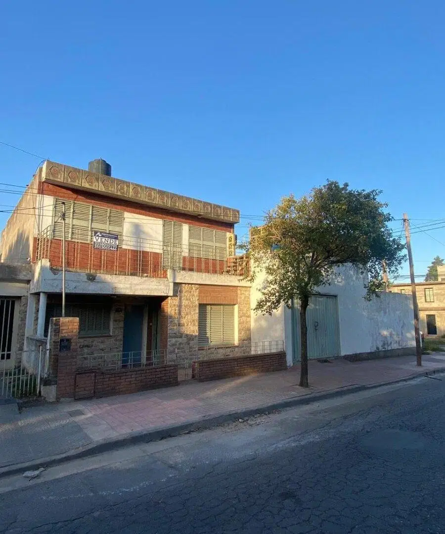 ALTAMIRA - CASA EN VENTA 3 DORMITORIOS 5