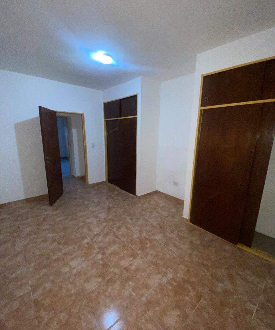 Foto de ALQUILER - SAN VICENTE - DOS DORMITORIOS Y COCHERA, imagen 5