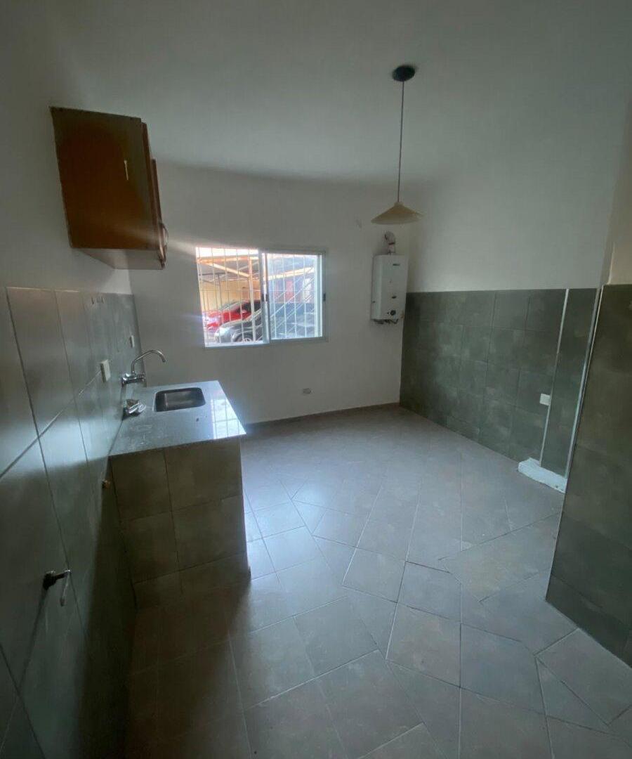 Foto de ALQUILER - SAN VICENTE - DOS DORMITORIOS Y COCHERA, imagen 4