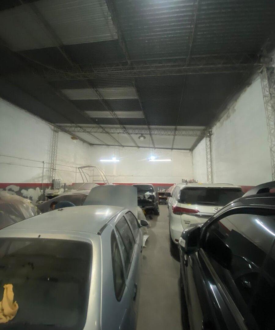 Foto de GALPON PASAJE HOMBRADELLA 946, imagen 4