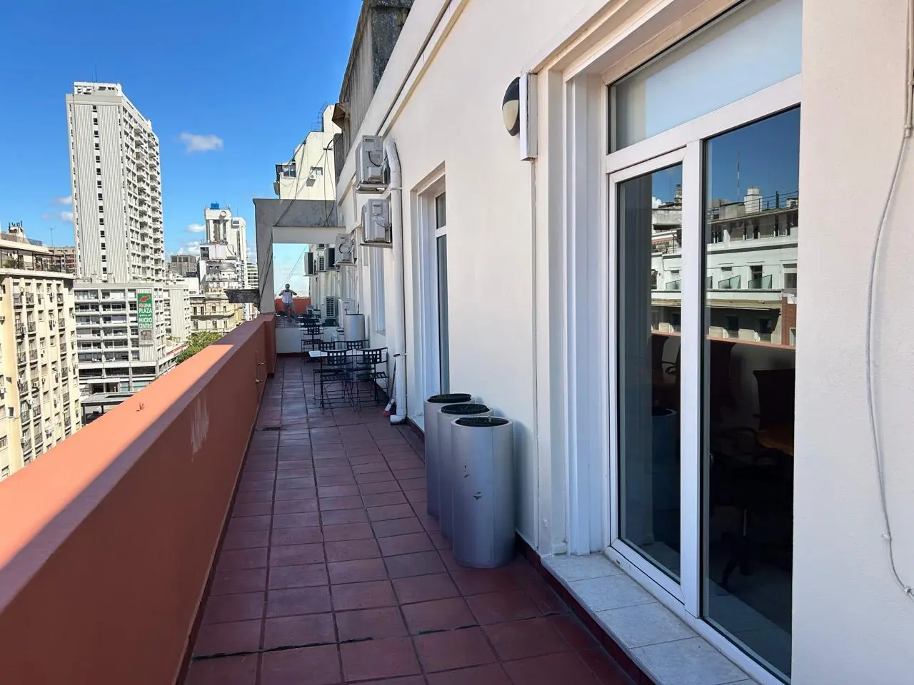 Excelente Oficina en Alquiler -  180 m2 cub - AV Cordoba esquina Alem - Caba 2