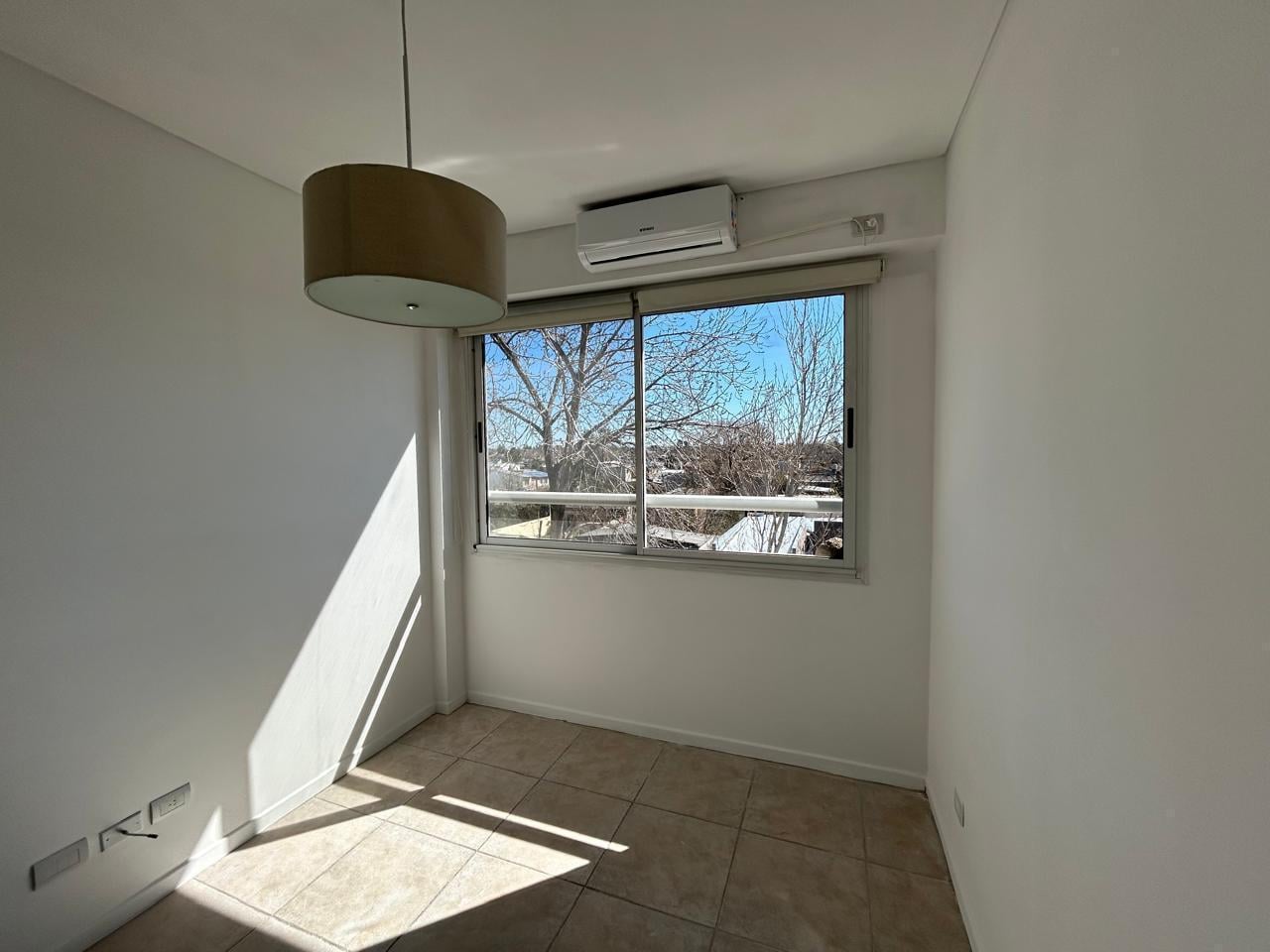 Foto de Departamento · 93 m² · 4 Ambientes · Balcón - 1 Cochera Cubierta, imagen 4