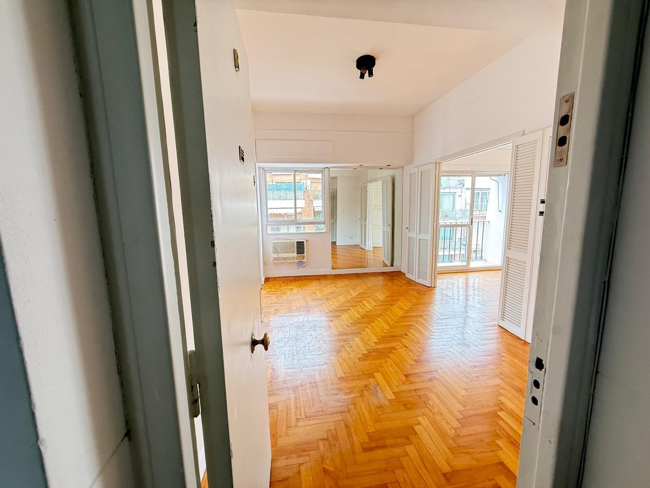 Foto de Alquiler Depto 2 ambientes - Peña y Junin - 7 piso - Frente - Mucha luz, imagen 1
