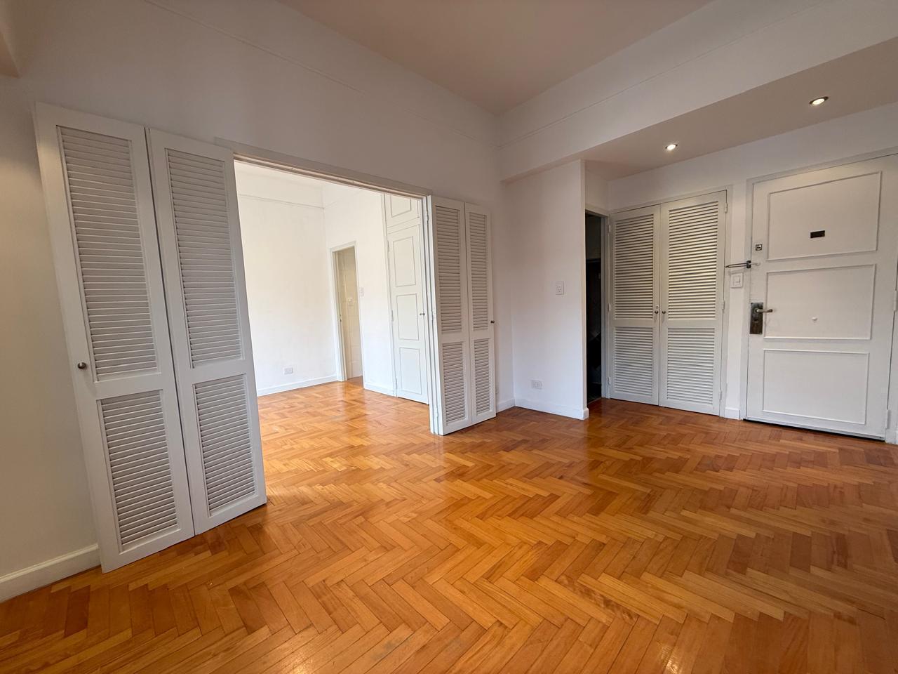 Foto de Alquiler Depto 2 ambientes - Peña y Junin - 7 piso - Frente - Mucha luz, imagen 5