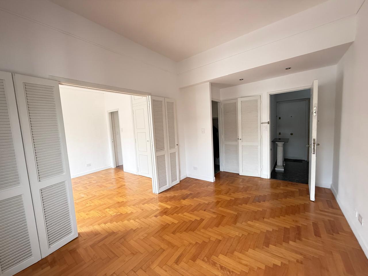 Foto de Alquiler Depto 2 ambientes - Peña y Junin - 7 piso - Frente - Mucha luz, imagen 2