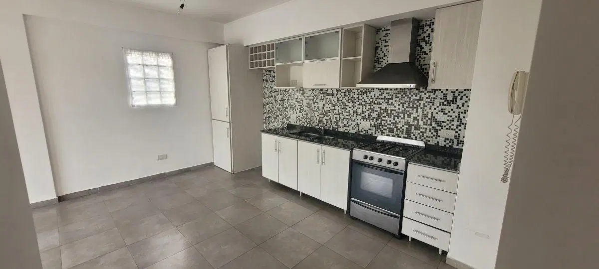 Departamento en alquiler de 3 ambientes, Villa Bosch 3