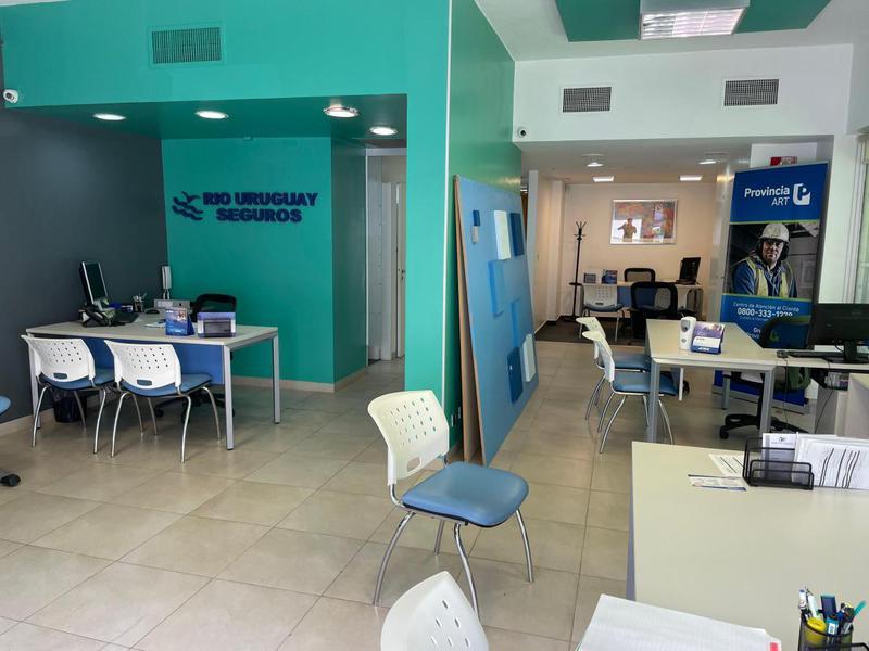 Local Venta Av. Santa Fé 1074 Martinez 110m2