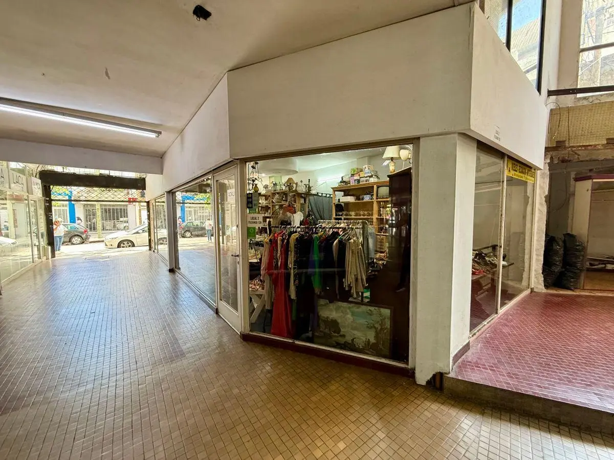 Venta Local Galería Belgrano al frente 5
