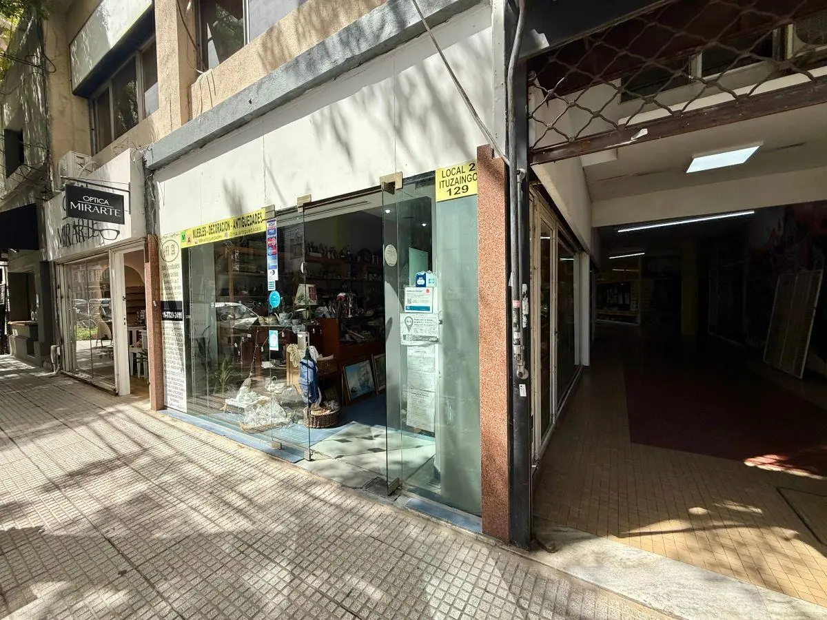 Venta Local Galería Belgrano al frente 4