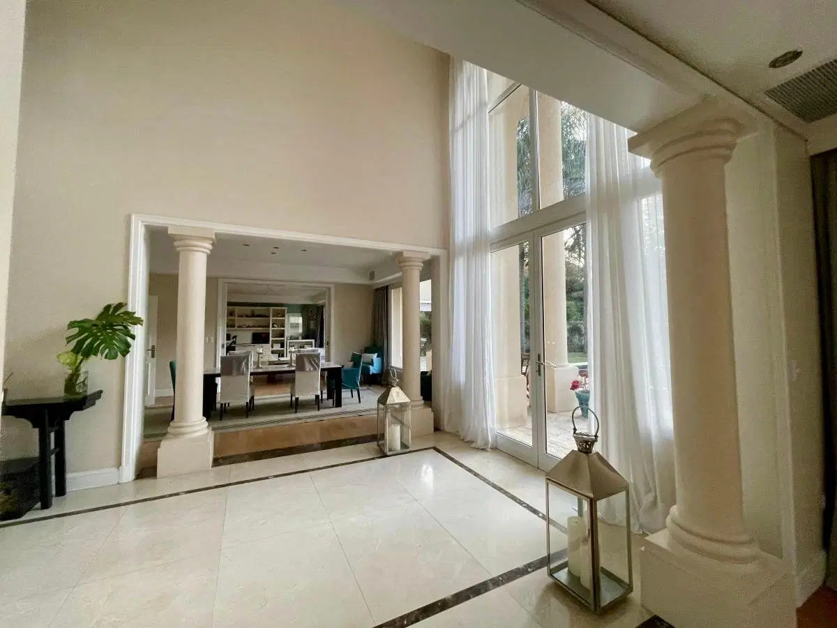 Imponente Casa en Venta 4