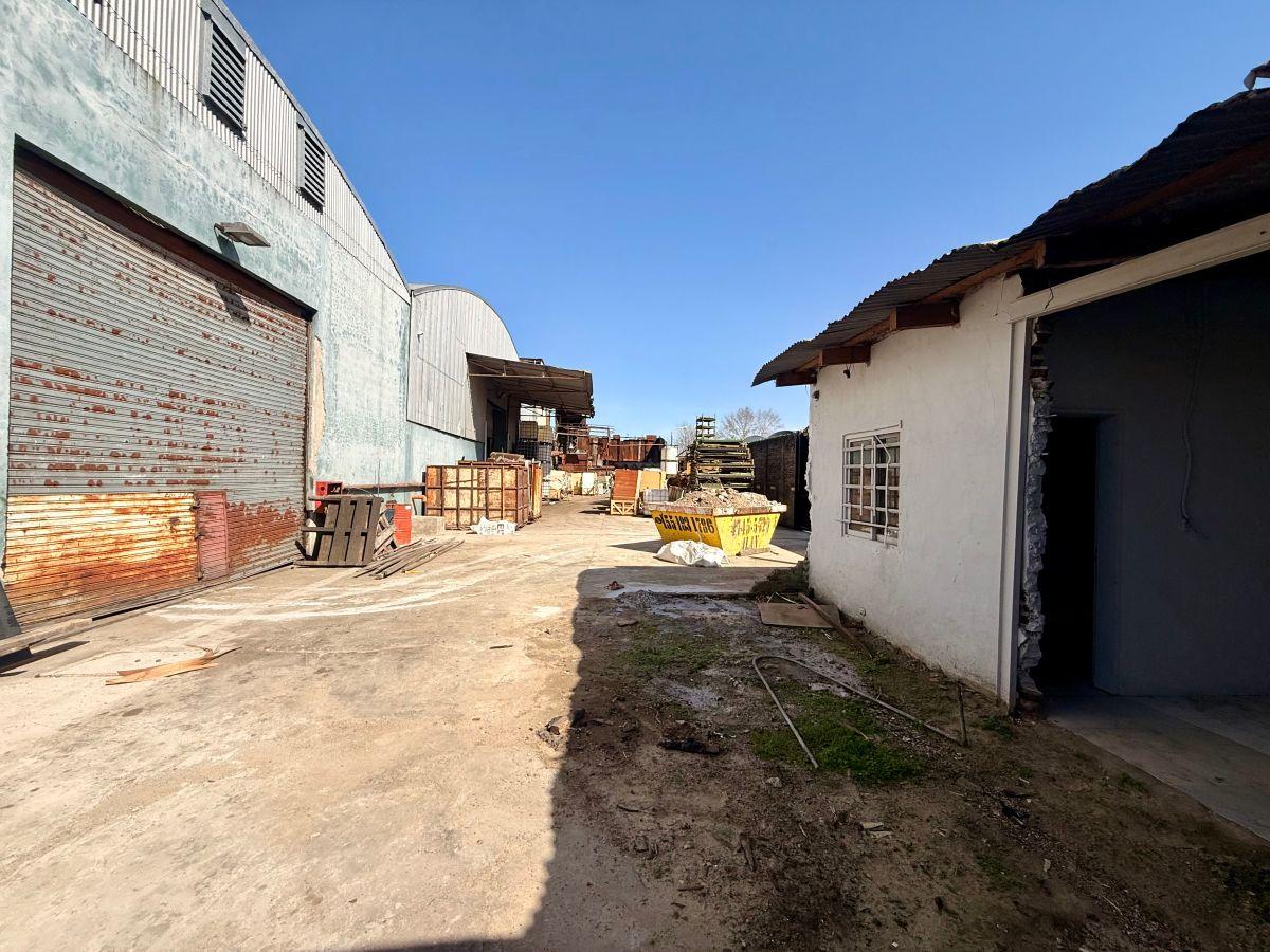 Foto de Imponente Galpón Industrial en alquiler, imagen 4