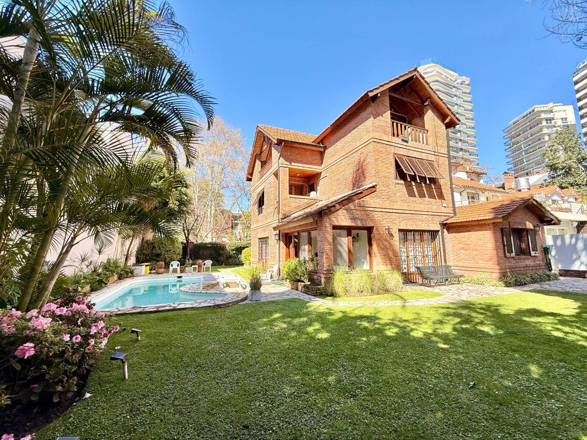 Foto de Venta imponente Casa La Lucila, imagen 2