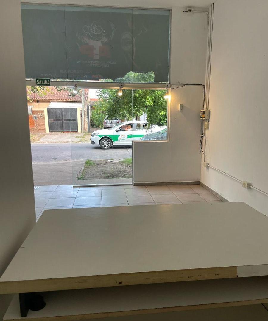 Foto de Local en Manuel B Gonnet, imagen 2