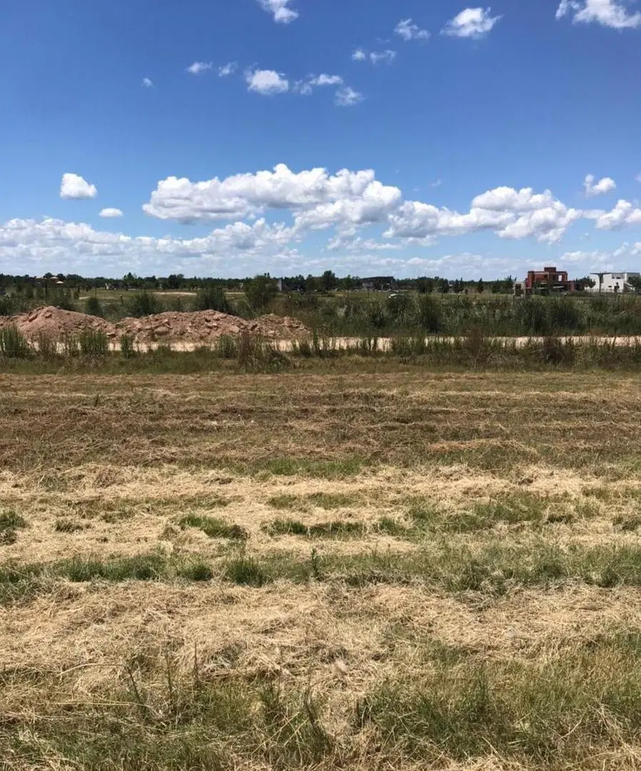 Terreno a la venta en Barrio El Naudir 1