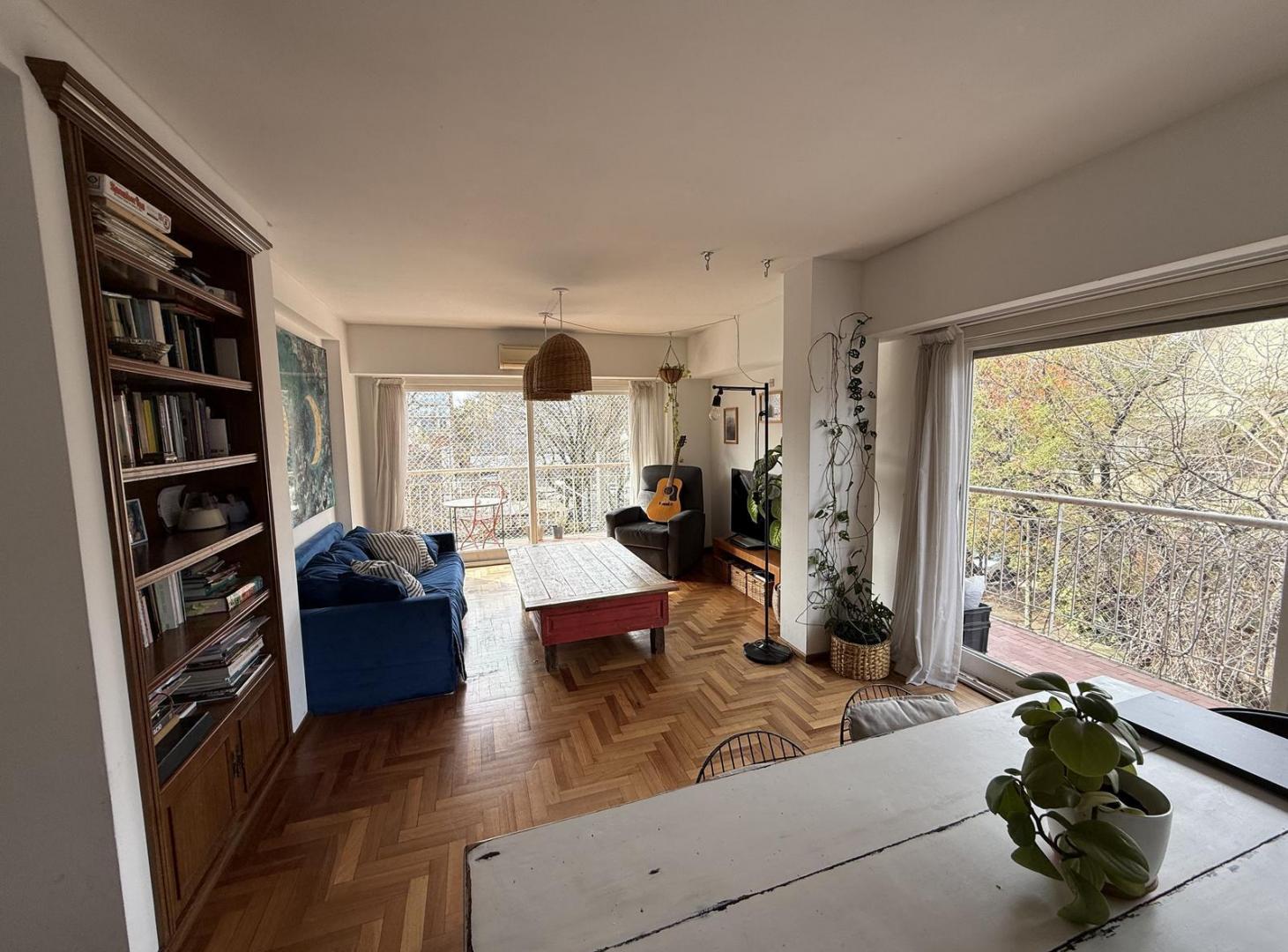 Foto de Muy lindo semipiso en venta en Beccar. 5 ambientes, cochera y baulera., imagen 1