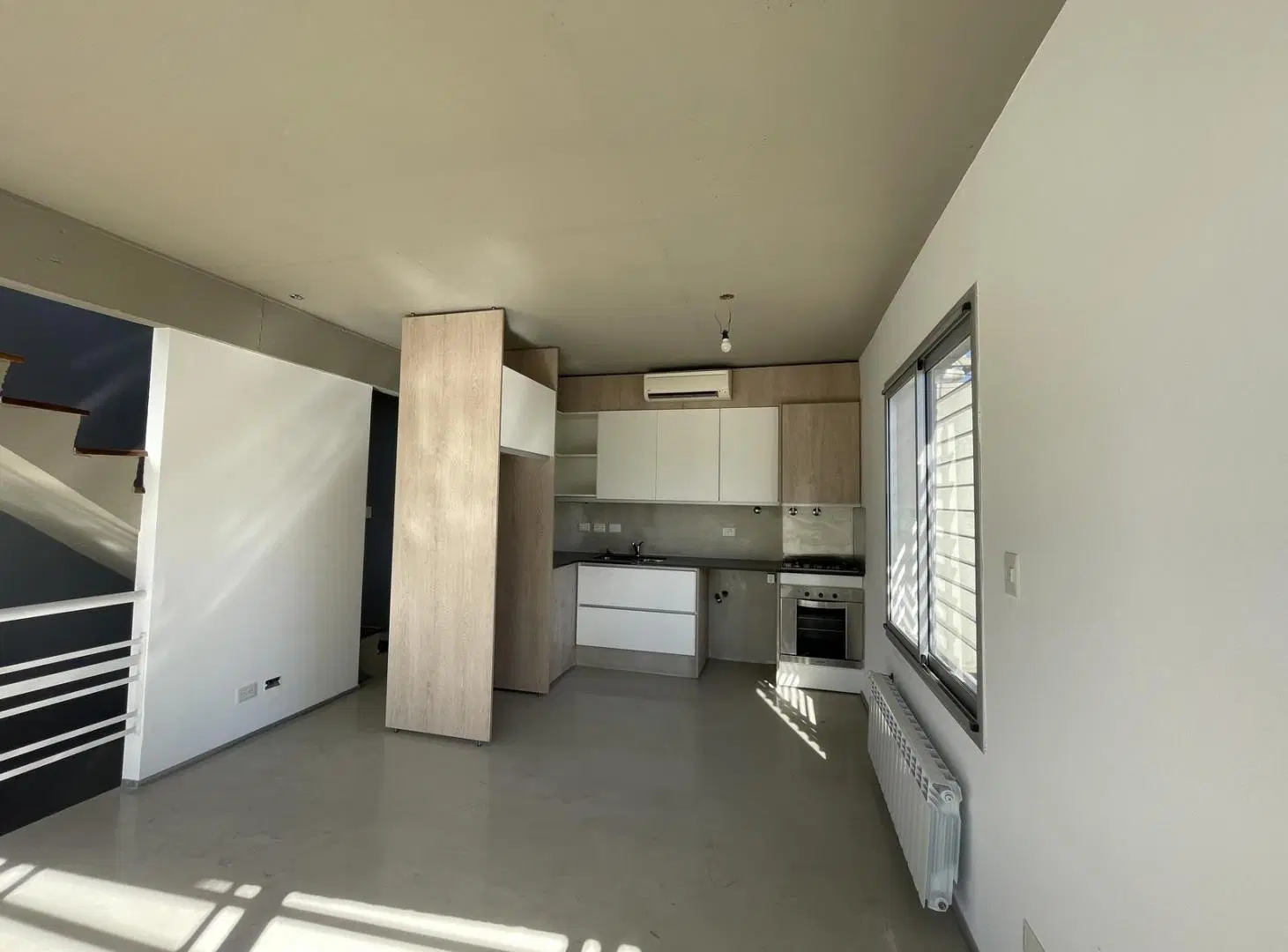 Excelente Tríplex en Venta. Olivos. 4