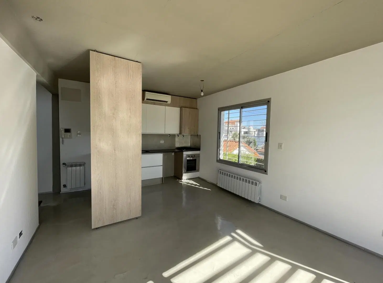 Excelente Tríplex en Venta. Olivos. 1