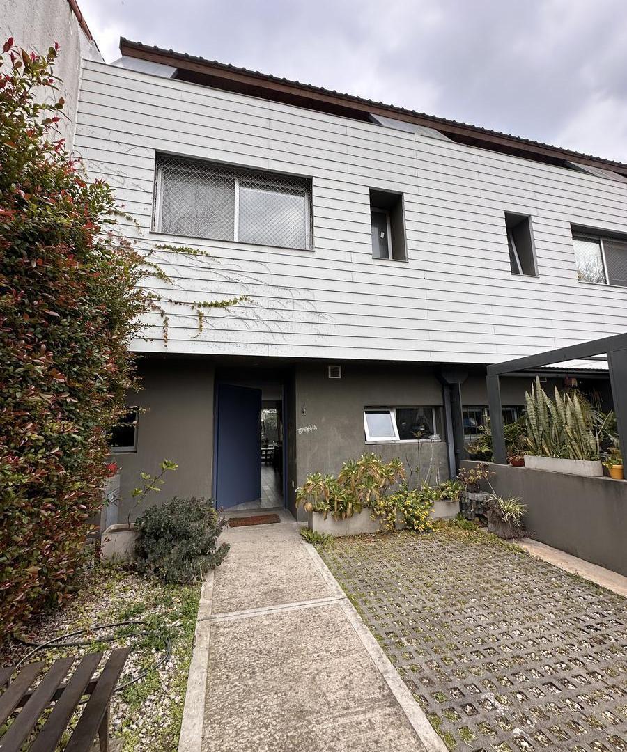 Foto de Excelente Triplex en Venta, Punta Chica., imagen 1