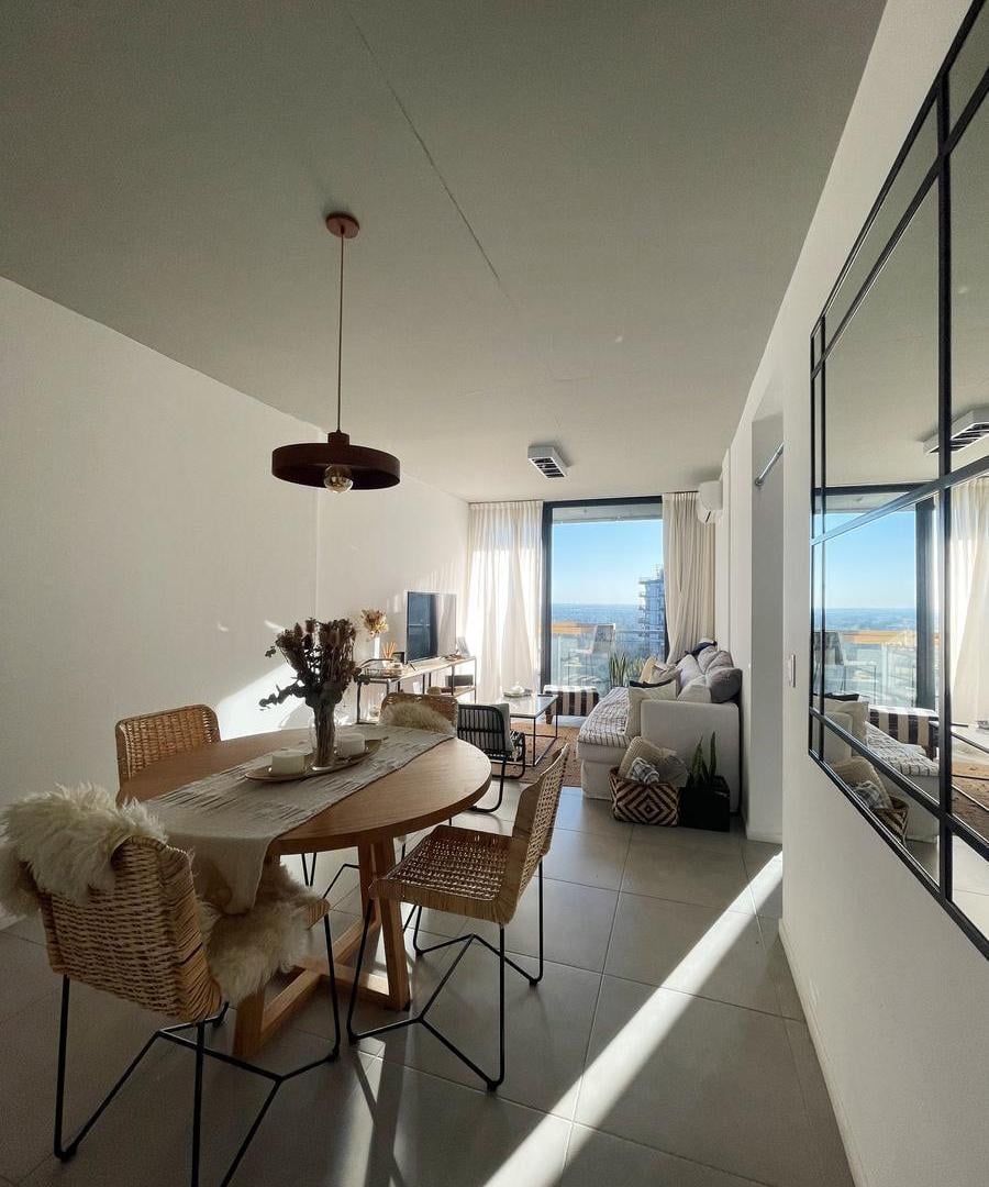 Foto de Depto. de tres ambientes se ALQUILA - Nuevo Riverside - Piso 15!!, imagen 3