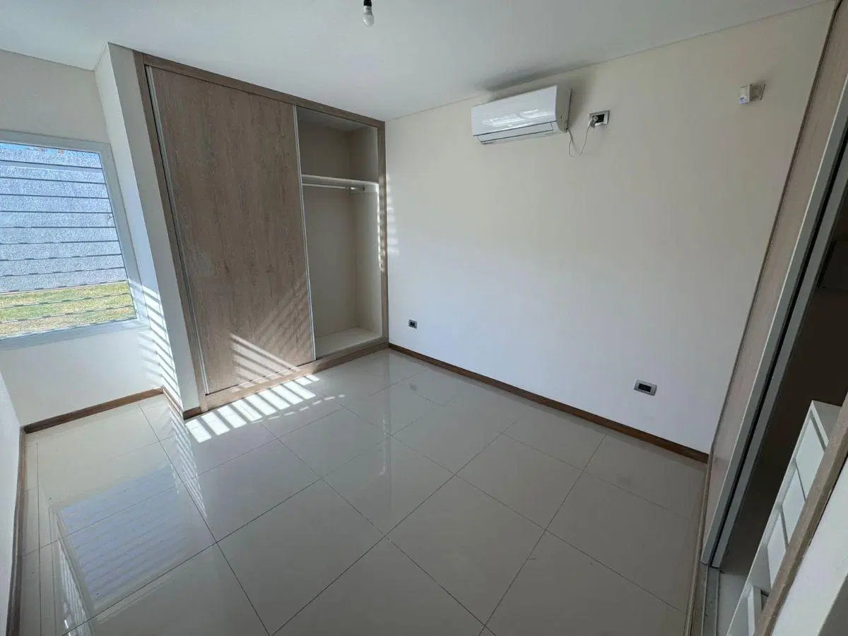 Santa Lucía, hermosa casa 3 dorm 2 baños 3