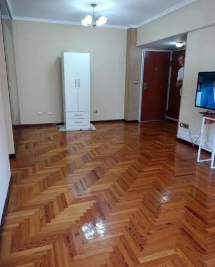Departamento 3 amb. al frente con balcón 2