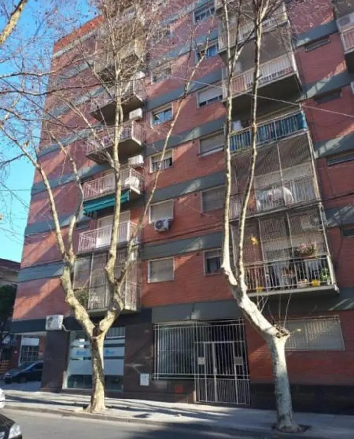 Departamento 3 amb. al frente con balcón 1