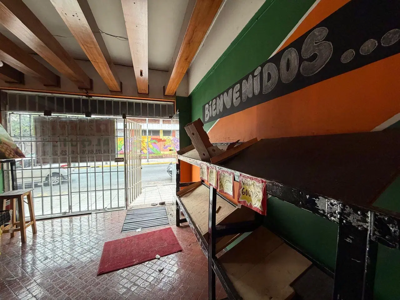 Local en General San Martin 4