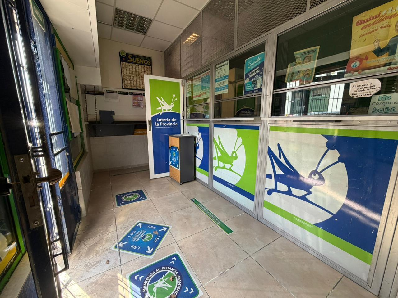 Foto de Local comercial sobre Av. Rodriguez Peña, imagen 2