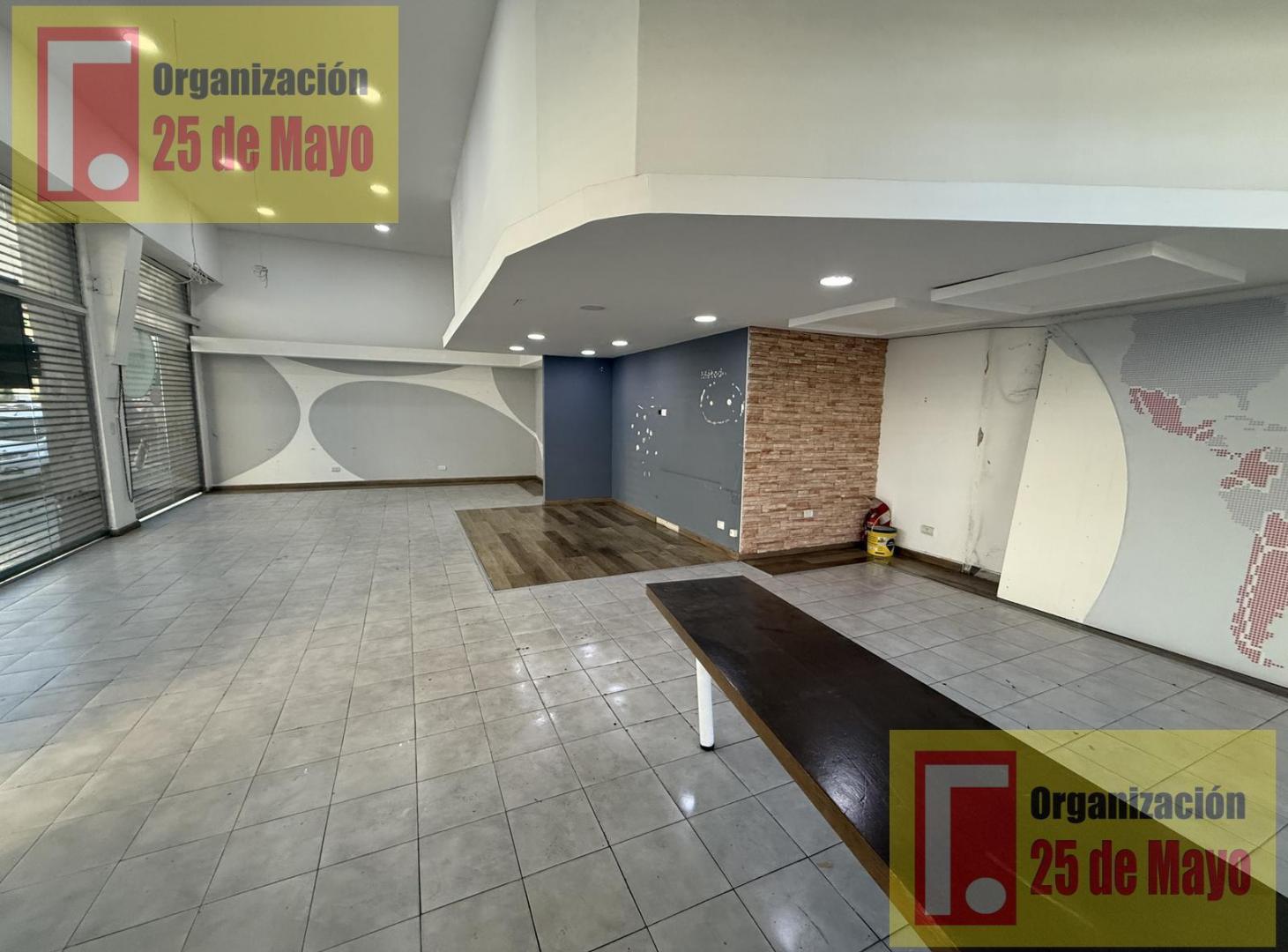 Foto de Importante local comercial en esquina, imagen 3