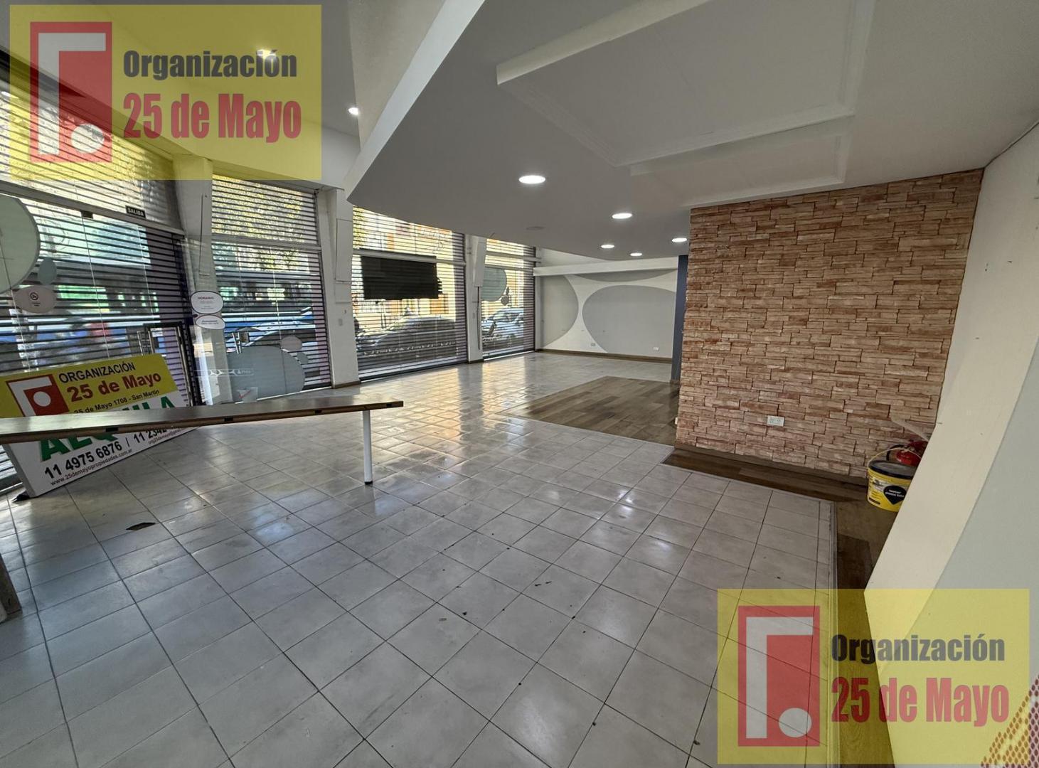 Foto de Importante local comercial en esquina, imagen 4