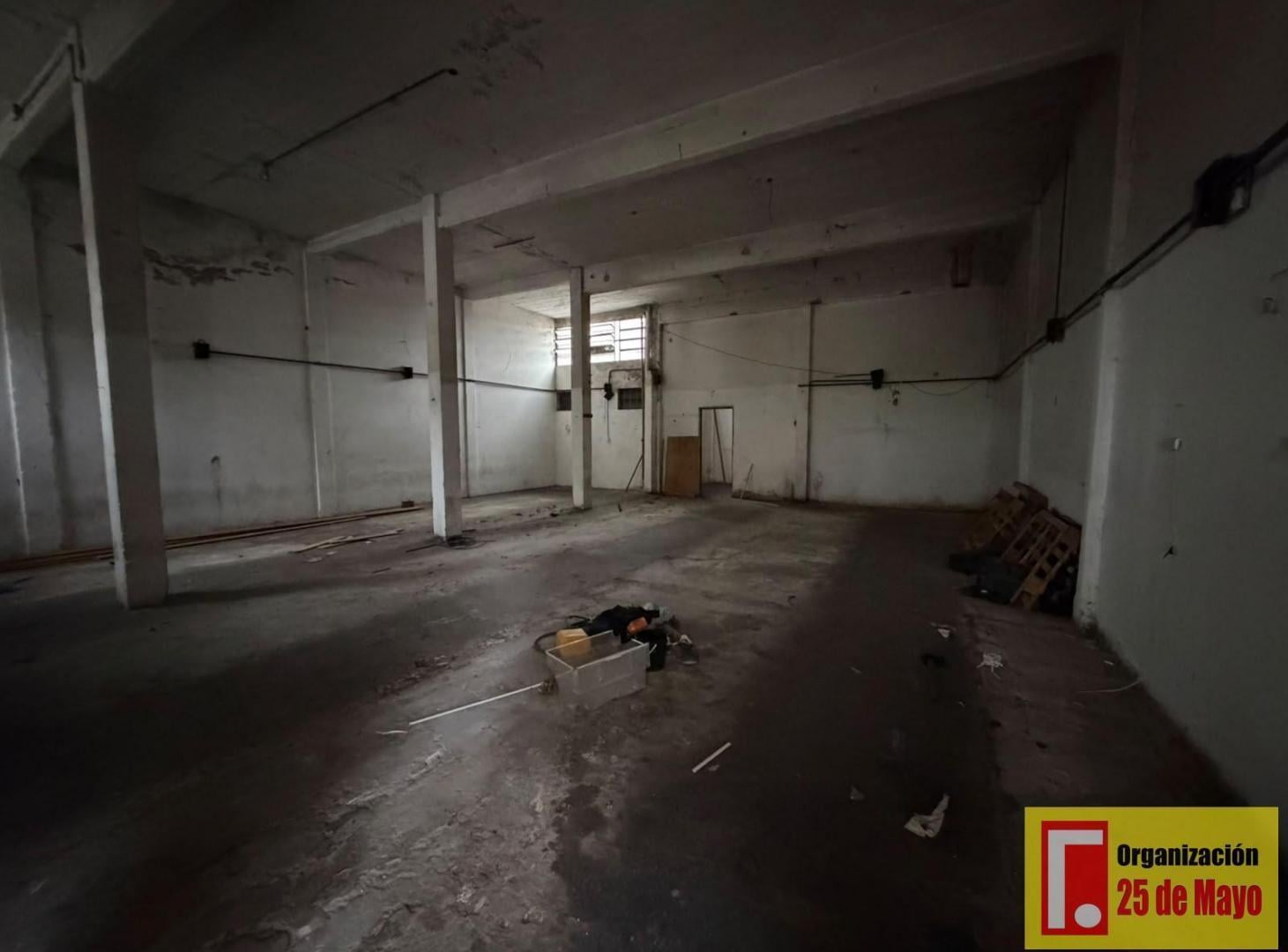 Foto de Galpón de 160m2 en Zonificación Industrial Residencial, imagen 3