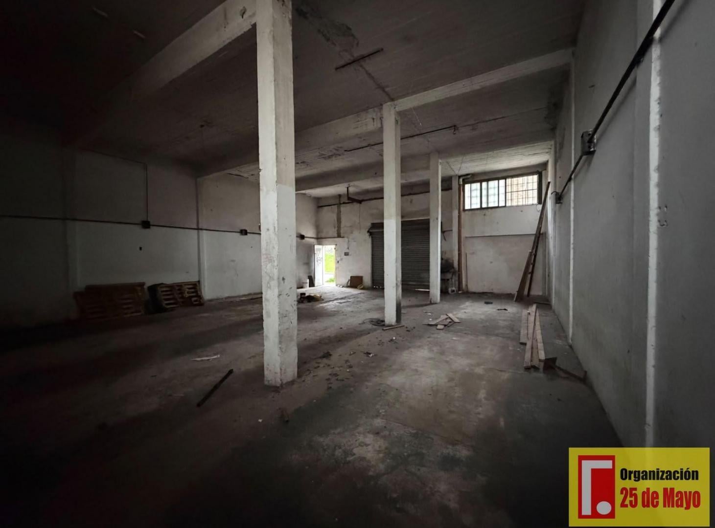 Foto de Galpón de 160m2 en Zonificación Industrial Residencial, imagen 1