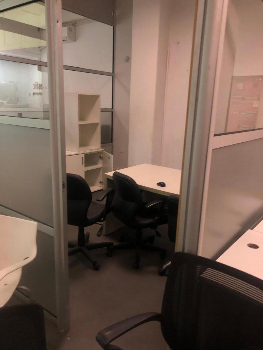 Excelente Local Oficinas 325 m Cub Calle Balcarce, permuta 4