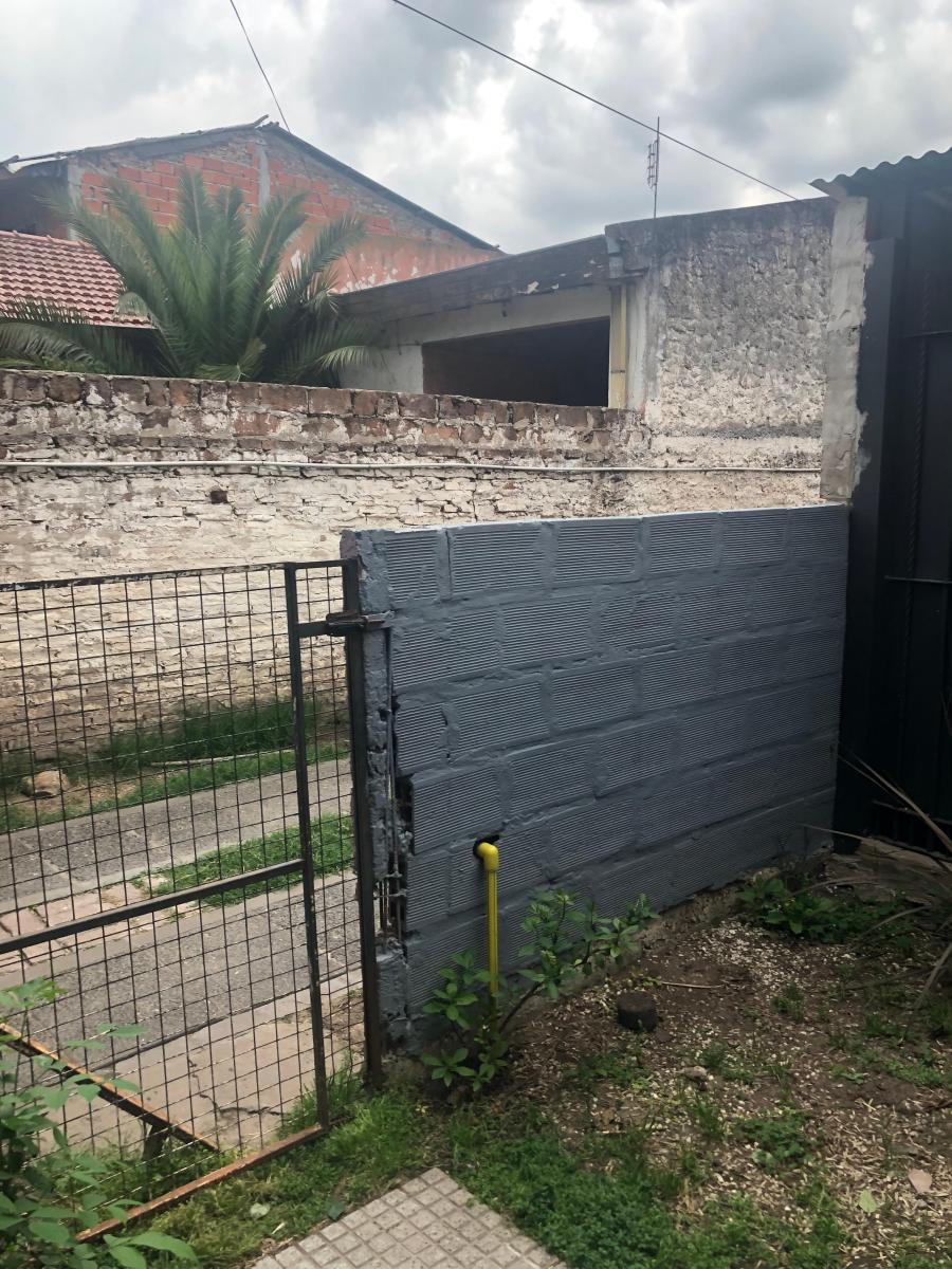 Casa Multifuncional 6 Ambientes Local Pileta Centrico Acepta Permuta 4