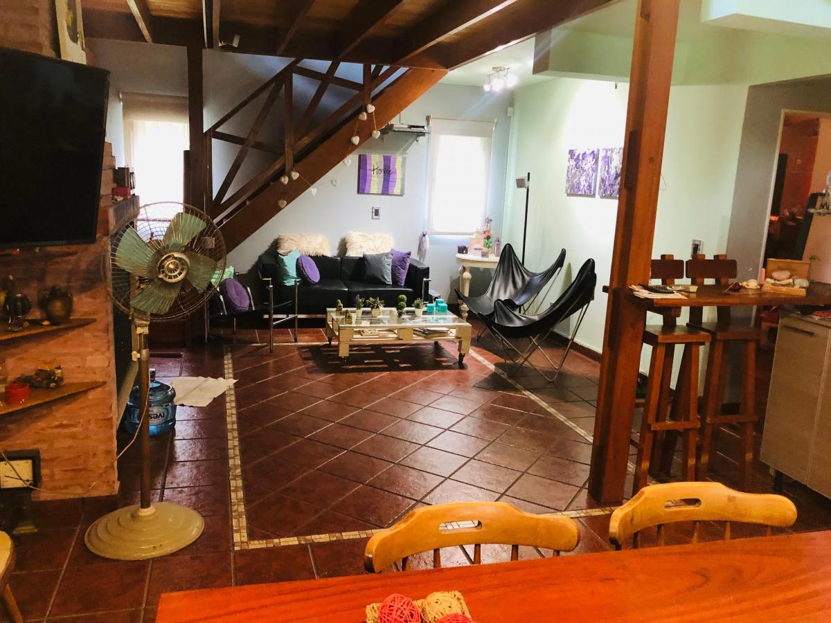 Foto de Casa quinta parque gorriti 4 amb piscina lote 1800 mts 2 plantas, imagen 3