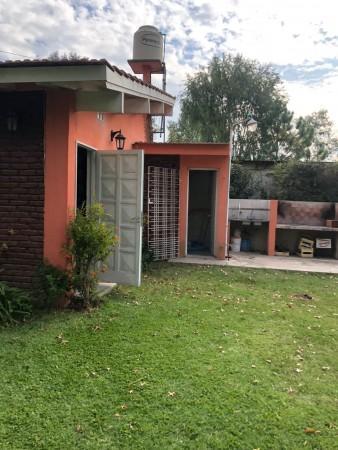 Venta de Casa Quinta en Francisco Alvarez 1