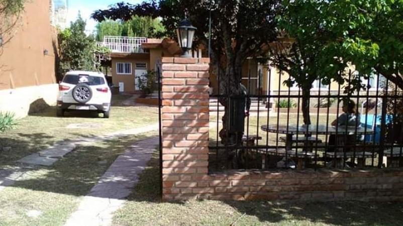 Casa En La Falda  Se Vende O Permuta