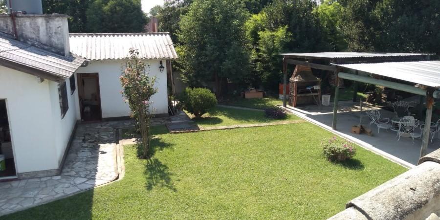 Venta de Casa Quinta en Parque Gaona - Moreno 2