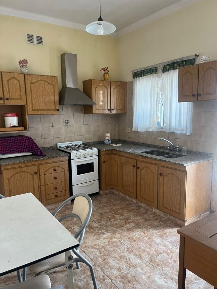 CASA 3 AMBIENTES EN CASTELAR
