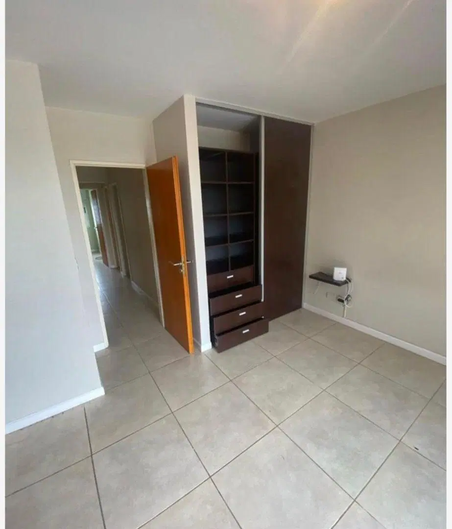 Departamento 4 Ambientes En Alquiler Ituzaingo 4