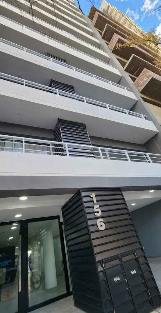 Departamento a estrenar un dormitorio c/ balcón y cochera, Santiago del Estero n°156, Neuquén Centro 8