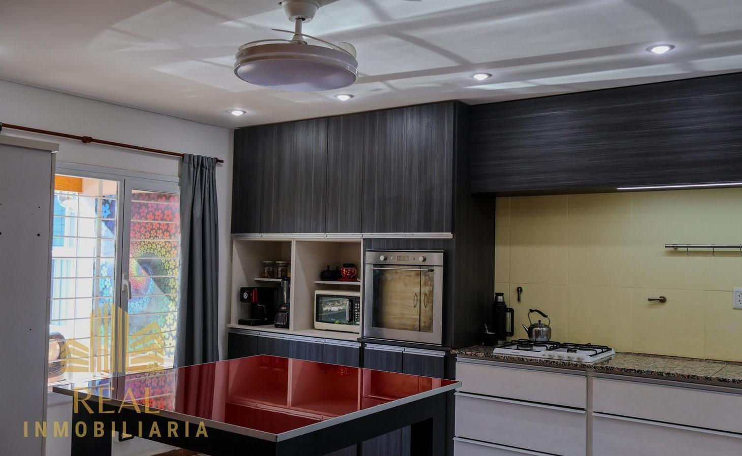 Foto de Venta propiedad Ideal para inversores: Casa+2 locales, imagen 5