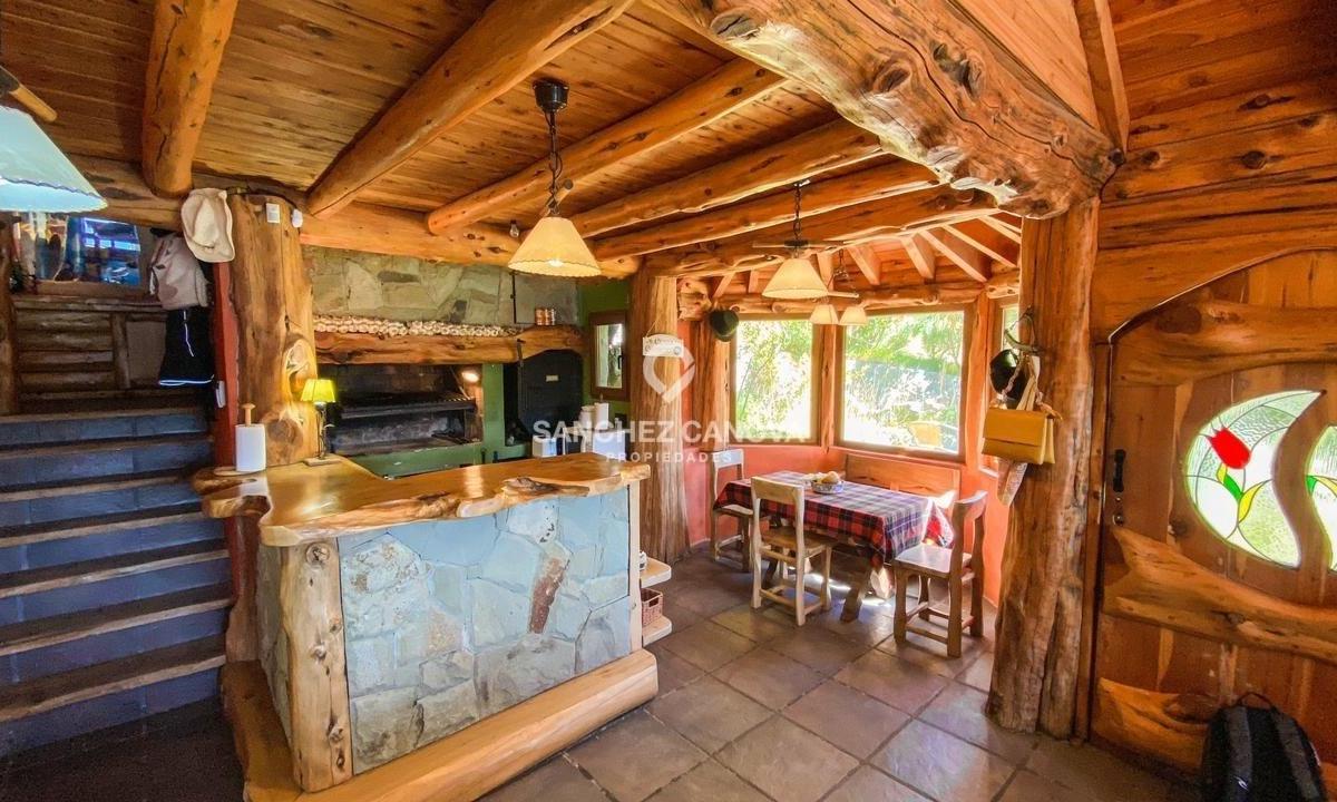 Casa Chalet en Venta Ubicado en Playa Serena, Bariloche, Patagonia 4