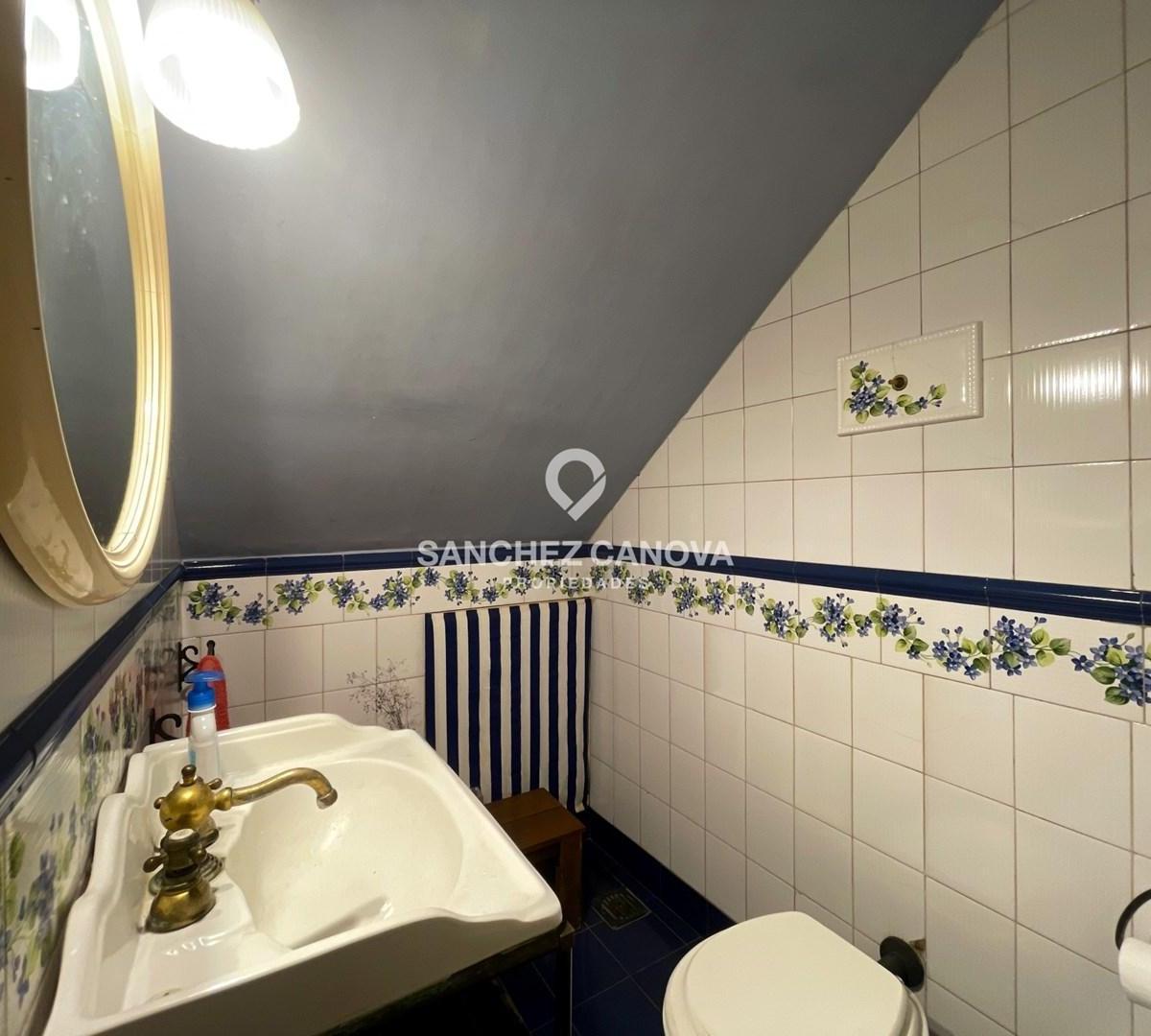 Chalet Estilo Inglés - Venta/permuta, Ituzaingo Norte 2