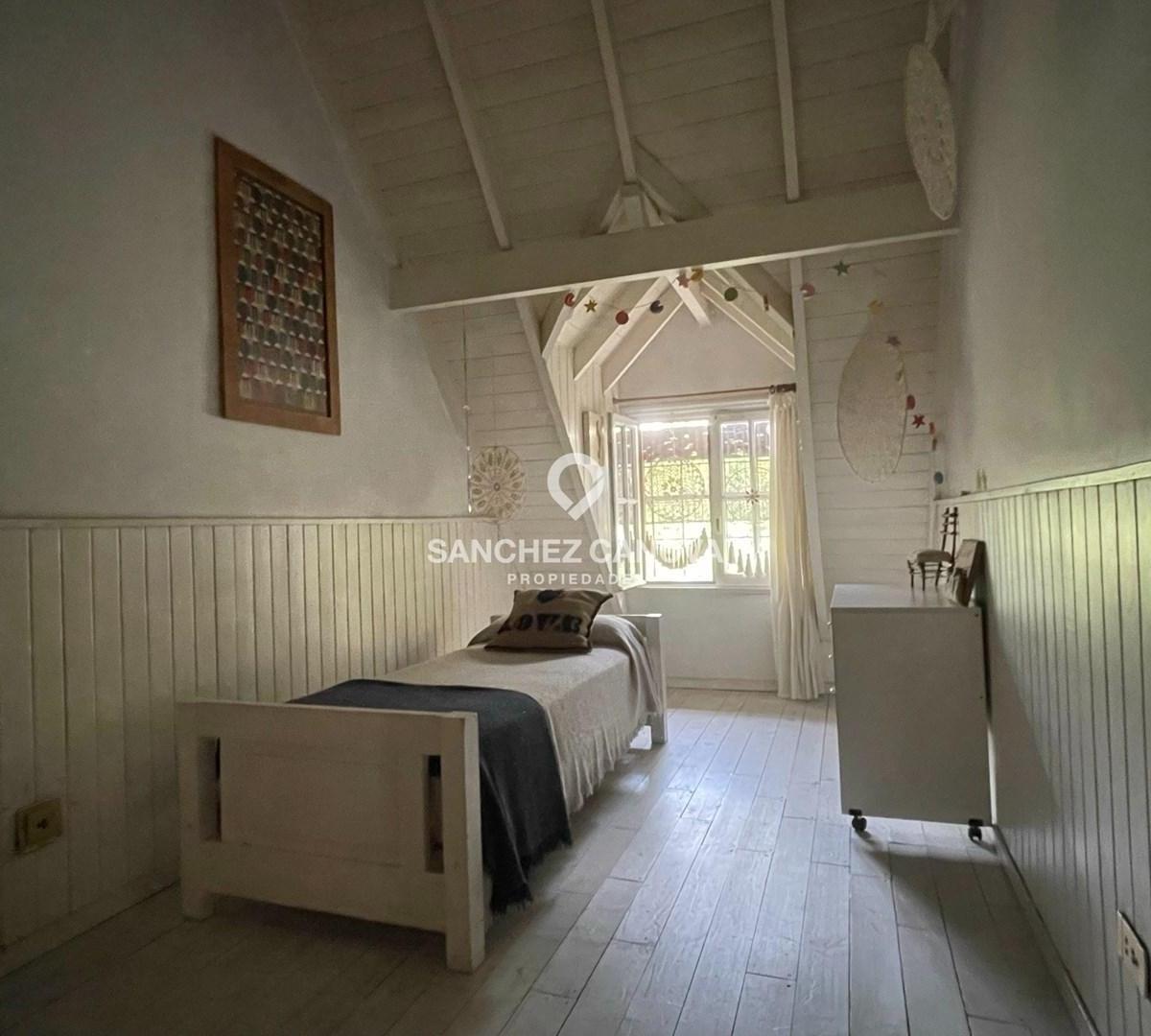 Chalet Estilo Inglés - Venta/permuta, Ituzaingo Norte 1