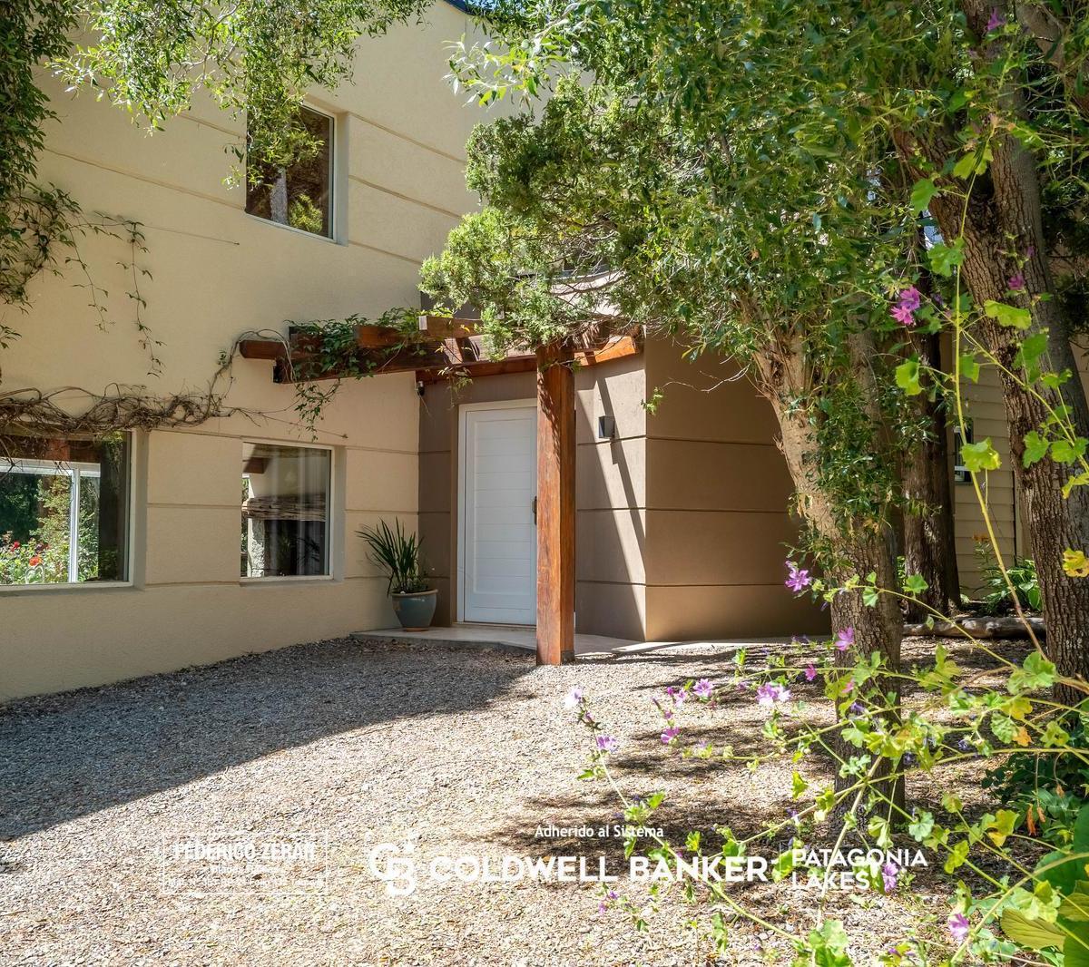 Venta Hermosa Casa en Península de San Pedro Bariloche 1
