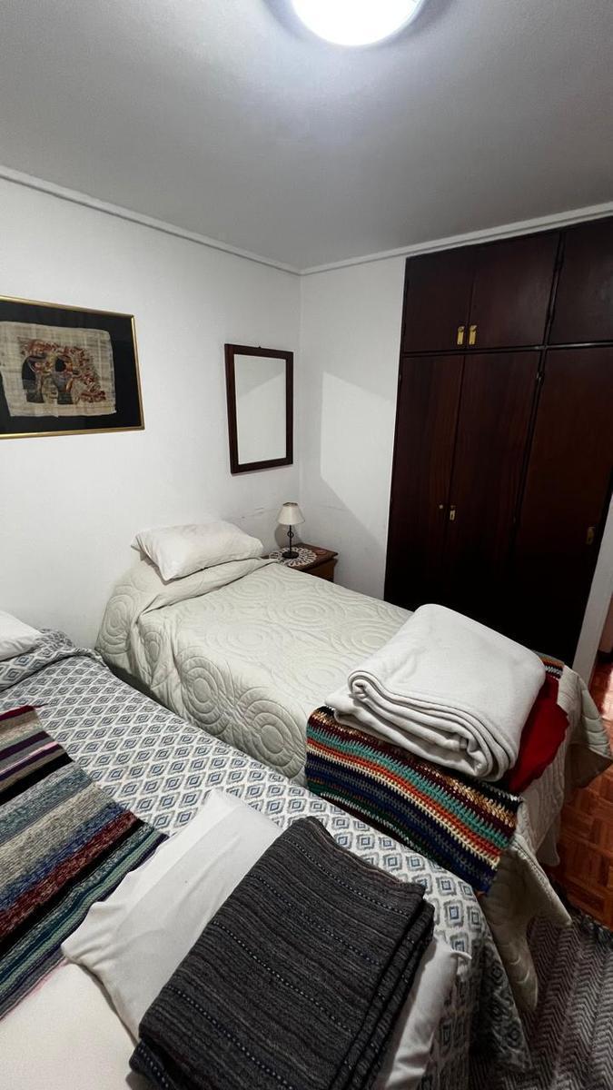 Venta Departamento en 6 Ambientes con Vista Al Lago 5